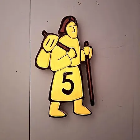 Di